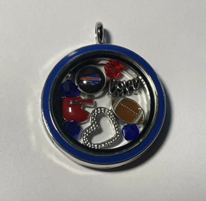 Medallón Buffalo Bills NFL Memory Charm con cadena de 22 pulgadas NUEVO - Imagen 1 de 3