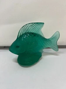 Vintage Green Frosted Glass Fish Paperweight Hand Made Crystal Taiwan 6" Tall - Picture 1 of 15