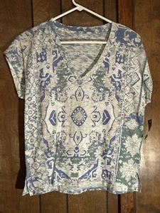 NWT Lucky Brand Top Shirt Short Sleeve Geometric White Blue Size XS - Picture 1 of 6