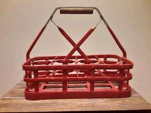 VTG. RUBBER COATED ALUMINUM MILK BOTTLE CARRIER 8 QT. BOTTLE CAPACITY RED (HTF) - Picture 1 of 21