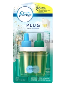 Febreze Plug Scented Oil Refill, Fresh-Cut Pine, Pack of 1 - Picture 1 of 1