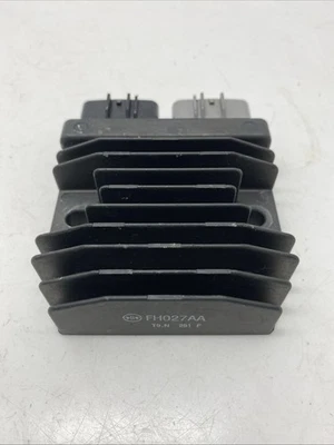♻️ Honda Cbr650r Cbr 650 Ra-K 2019 - 2020 Voltage Regulator Rectifier ♻️ - Image 1 of 4