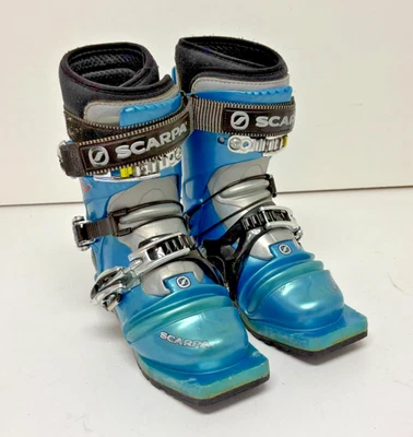 Botas de esquí Scarpa T2X 3 pines 75 mm Telemark forros envolventes MDP 22 EE. UU. para mujer 5 LIMPIAS Foto 1 de 4