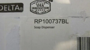 Nuovissimo Delta RP100737BL nero supporto a ponte dispenser sapone in metallo nero opaco - Foto 1 di 6
