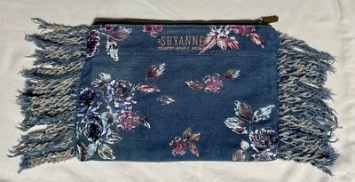 Bolso sin asas de jean floral Shyanne Western Wear borde deshilachado nuevo sin etiquetas Foto 1 de 4