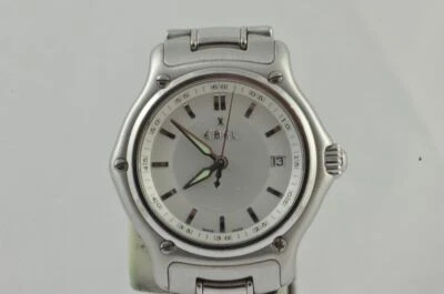 Ebel 1911 Reloj de Mujer Acero Con Banda 9090221 Hermosa Estado Raro 28MM - Imagen 1 de 4