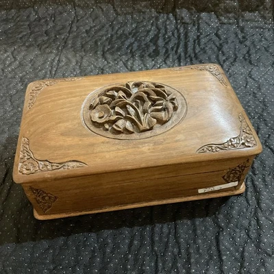 Jewellery / Trinket Storage Box "Secret" Sliding Lock Floral Carvings ~ Wood Box - Image 1 of 4