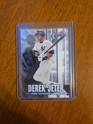 Fleer Gamers Derek Jeter #2 2000 Foto 1 de 2
