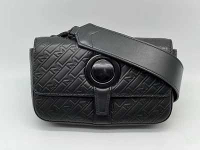 BOLSO BANDOLERA BANDOLERA MONTBLANC CUERO ESTAMPADO M 100% GENUINO $1300 Foto 1 de 4