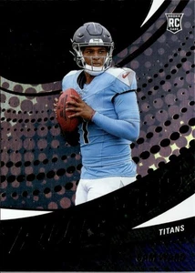 2025 Panini Revolution Futures Cam Ward RC Tennessee Titans #16 - Foto 1 di 2