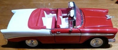 1:18 Scale - Road Signature 1956 Chevrolet Bel Air Convertible - No Original Box - Image 1 of 4