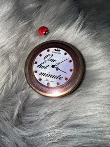 Benefit One Hot Minute Face Powder Rare  - Picture 1 of 3