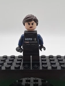 LEGO GCPD Officer Female SWAT Minifigure SH416 Two-Face Double Demolition 70915 - Picture 1 of 3