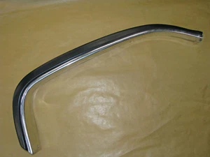 Moldura canalón de lluvia trasero derecho bmw serie 7 e23 728i 732i 733i 735i 745i - Imagen 1 de 8