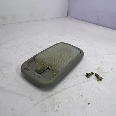 Lámpara de luz domo trasera Toyota Tundra 2000-2006 OEM - 4Runner, gris Tacoma Foto 1 de 4