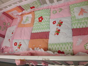 BRAND NEW 5 PIECE GIRLS COT SET WITH BUTTERLIES 