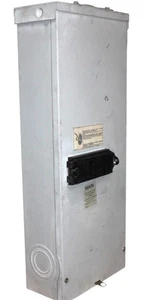 Eaton ECB225R Outdoor Schutzschalter Panel - 200A, 240V, 2-polig, NEMA 3R - Bild 1 von 11