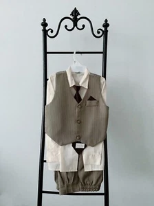 Brown & Ivory Boy Tuxedo Formal Suit, Size 7 - Picture 1 of 1