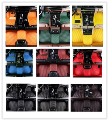 Alfombrilla de coche premium hecha a medida revestimiento de alfombra se adapta al timón derecho Skoda Octavia Foto 1 de 4