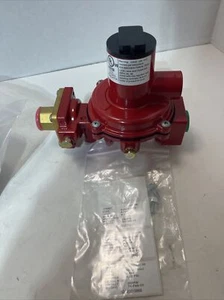 Fisher™ Tipo R222H Regulador Primera Etapa FPOL x 1/2 Pulgada 8-12 PSI (R222H-HGJ) - Imagen 1 de 7