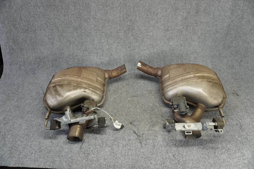 Juego de tubos de escape silenciador tubo medio fabricante original Mercedes W205 C43 C300 C250 AMG Foto 1 de 4