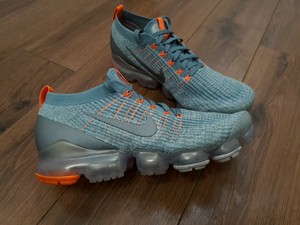 vapormax flyknit grey