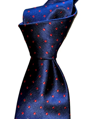 $295 NUEVO SIN ETIQUETAS BRIONI Corbata de cuello hecha a mano azul marino con lunares rojos sarga de seda de 3,6" Foto 1 de 4