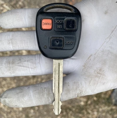 OEM 2010-14 TOYOTA FJ CRUISER COMBO MANDO A DISTANCIA FCC: HYQ12BBT 3 BOTONES BUENO Foto 1 de 2