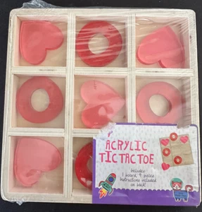 NUEVO En Caja De Madera TIC TAC TOE Juego Corazones Rosa Niños Familia Madera Acrílico - Imagen 1 de 3