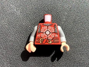 LEGO PART 973PB1136C01 TORSO LOTR EOMER ARMOR GOLD BELT BUCKLE PATTERN LOR010 - Picture 1 of 1