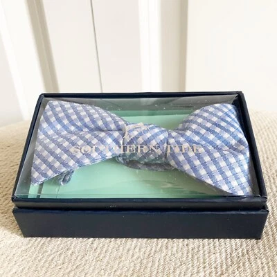 Pajarita Southern Tide azul y blanca a cuadros de seda Preppy NUEVA NUEVA CON ETIQUETAS Foto 1 de 3