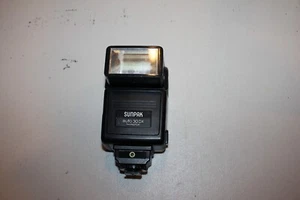 SUNPAK AUTO 30DX CAMERA FLASH - POWERS UP WITH NEW BATTERIES BUT UNTESTED - Picture 1 of 4