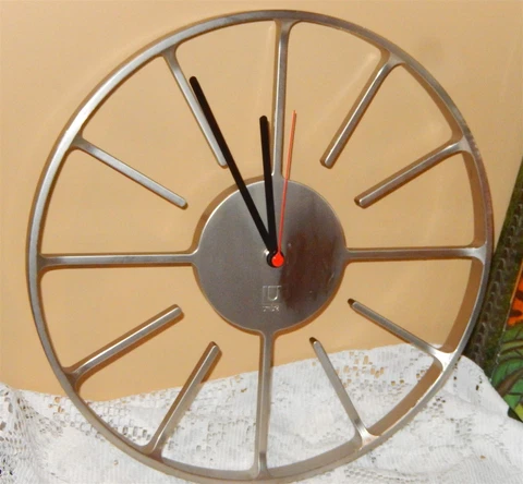 Umbra Metal Steel Wall Clock 13" Rare Car Wheel Style ~ Battery Operated Cover