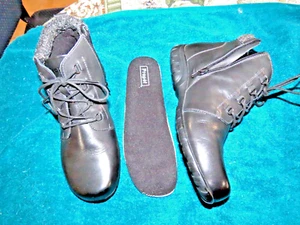 ladies size42/11 black leather PROPET flat laceup ankle boots ZIP lined AS NEW - Picture 1 of 3