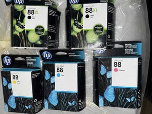 (2) HP 88XL Black, magenta, cyan +yellow.Ink Cartridges Officejet Pro K5400 K550 - Picture 1 of 1