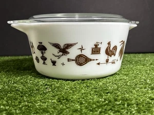 Vintage Pyrex Early American 474-B 1 1/2 Qt Casserole Bowl Americana Glass+lid C - Picture 1 of 12