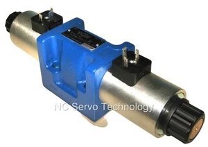 Neu Rexroth 4WE10E51/HG24N9K4/M Wegeventil R901390857 - Bild 1 von 4