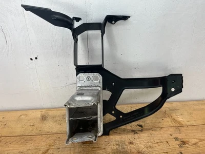 04-10 Soporte de montaje de faros delantero izquierdo BMW E60 530i 528i Foto 1 de 4