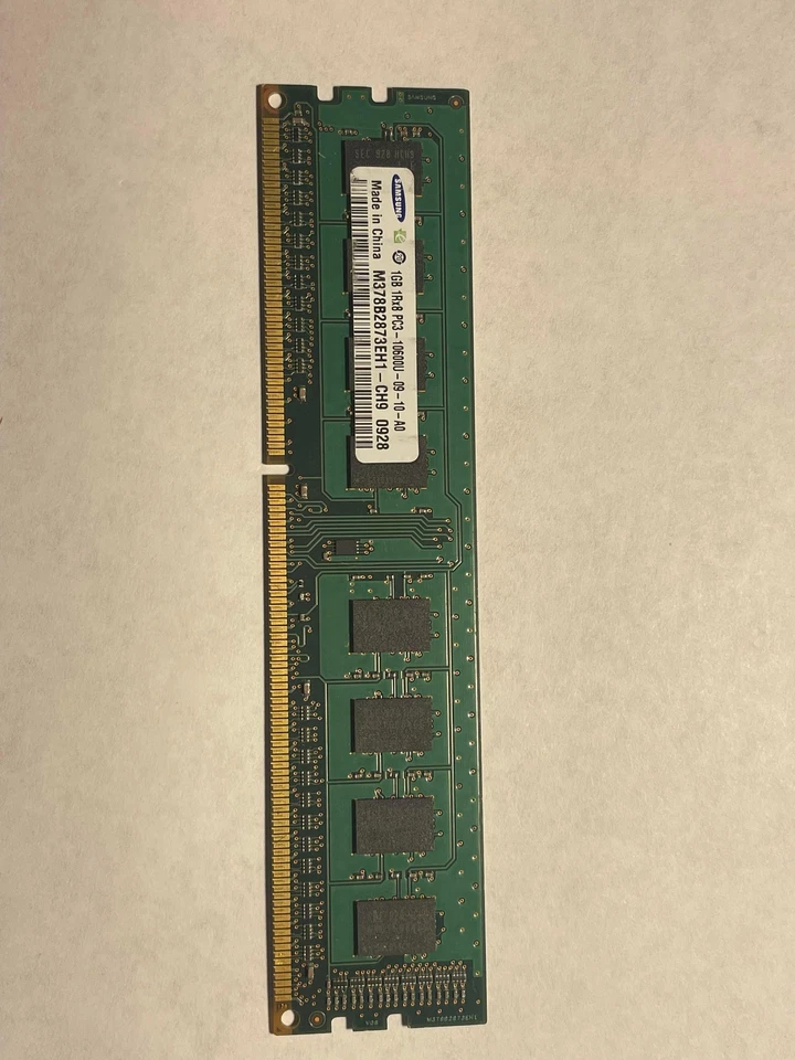 1GB Samsung M378B2873EH1-CH9 DDR3 240-pin 1333MHz - Image 1 of 1