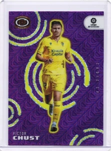 2022-23 Panini Chronicles - La Liga Dynagon Victor Chust Purple Mojo Prizm - Picture 1 of 2