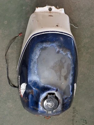 Tanque de gasolina 83 Honda VF750F V45 Interceptor OEM 175A1-MB2-670ZA azul caramelo aleutiano Foto 1 de 4