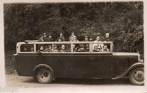 BL785 Carte Photo vintage card RPPC Femme groupe voyage bus car autocar Lourdres - Picture 1 of 1