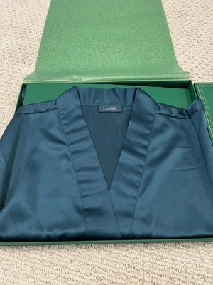 La Mer NUEVO Auténtico VIP Original Bata de Baño de Seda en Caja de Regalo con Cinta Foto 1 de 3