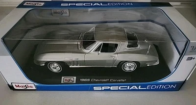 Chevrolet Corvette Maisto 1965 edición especial plata escala 1/18 nuevo  Foto 1 de 4
