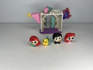Disney Doorables Die kleine Meerjungfrau Arielle Eric Flunder Figuren und Spielset - Bild 1 von 4