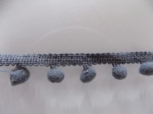 1 MT PASSAMANERIA BORDO GALLONE PON PON POM POM PICCOLO GRIGIO - Picture 1 of 1