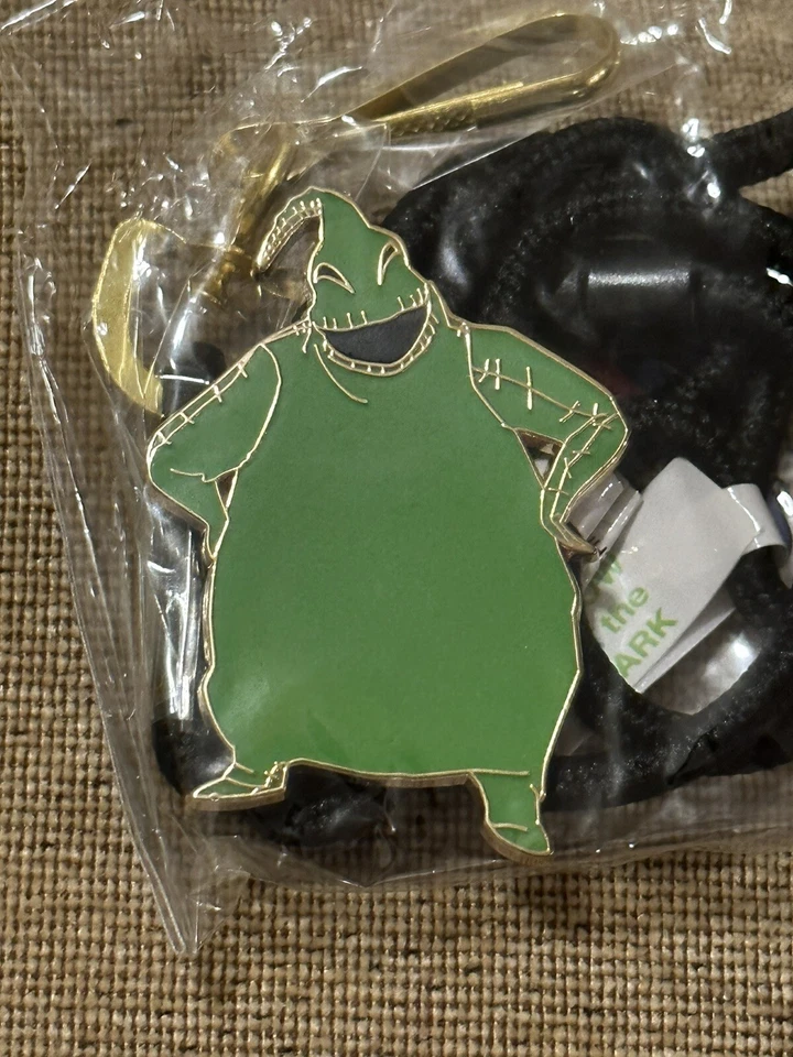 Disney Cast Exclusive Oogie Boogie Bolo Lanyard Nightmare Before Christmas Foto 1 de 1
