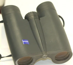ZEISS 10x30b mc Fernglas.....hell&klar.. - Bild 1 von 7