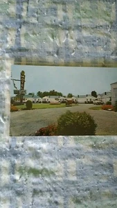 ONE VINTAGE POST CARD FROM WENATCHEE WA  THE LYONS MOTEL 1962 - Picture 1 of 8
