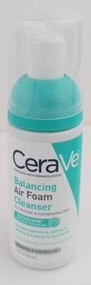 Limpiador de espuma de aire equilibrante CeraVe 1,7 fl. oz./50 ml tamaño de viaje Foto 1 de 2